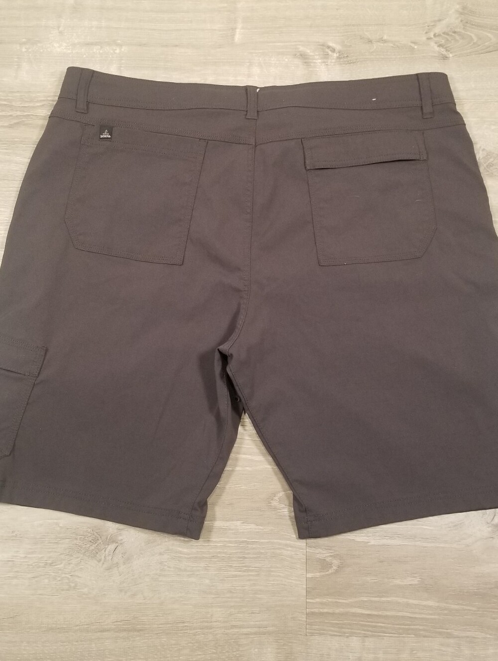 Prana Stretch Zion Cargo Shorts Mens Size 40x10 Dark Gray Hiking Outdoor Casual - Picture 6 of 9